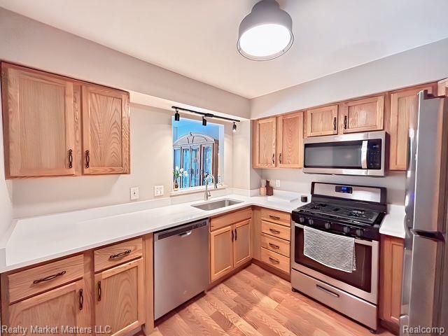 4098 HUNTERS Circle W, Canton, MI 48188 — Photo 3