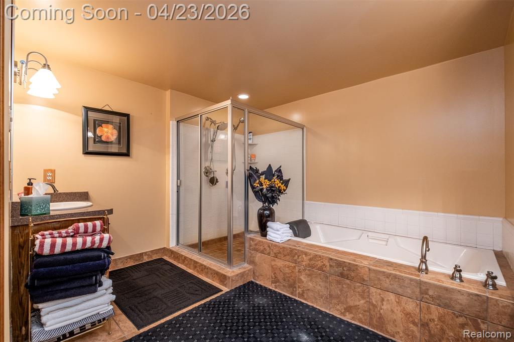 6701 Sun Valley Drive, Clarkston, MI 48348 — Photo 27