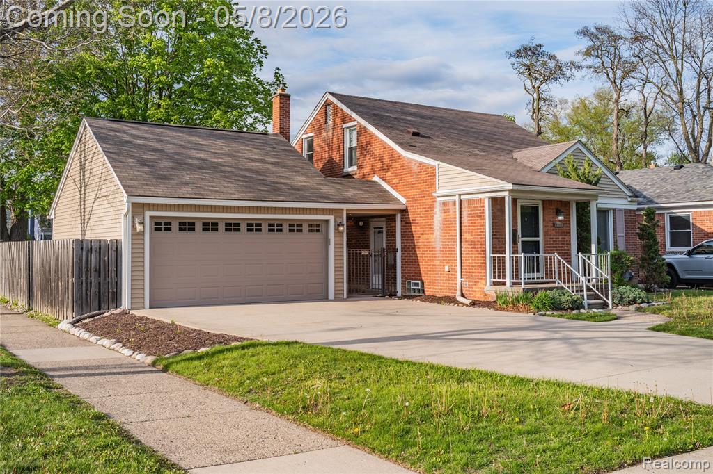 13352 Borgman Avenue, Huntington Woods, MI — Photo 2