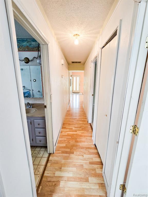 12929 Matthews Street, Carleton, MI 48117 — Photo 24