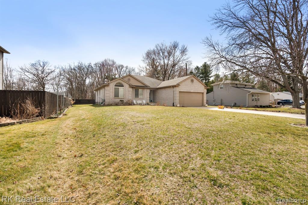 8948 RHODE Drive, Shelby Twp, MI 48317 — Photo 53