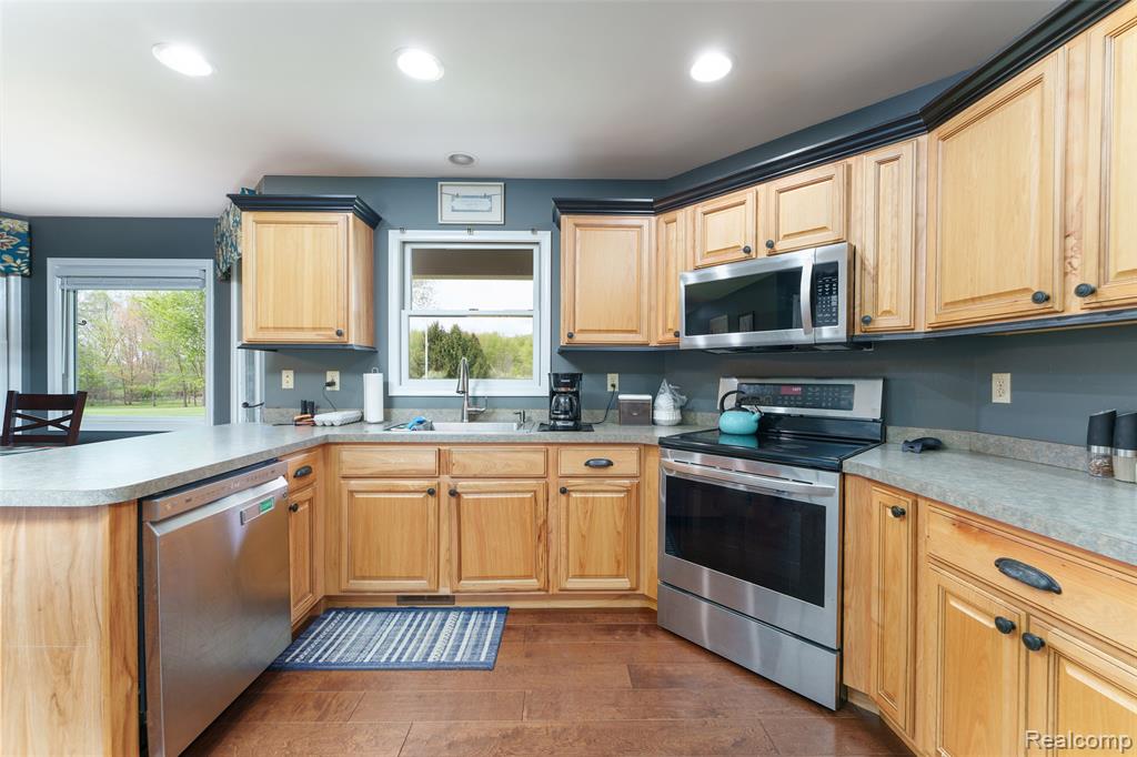 5753 Gregory Road, Gregory, MI 48137 — Photo 9