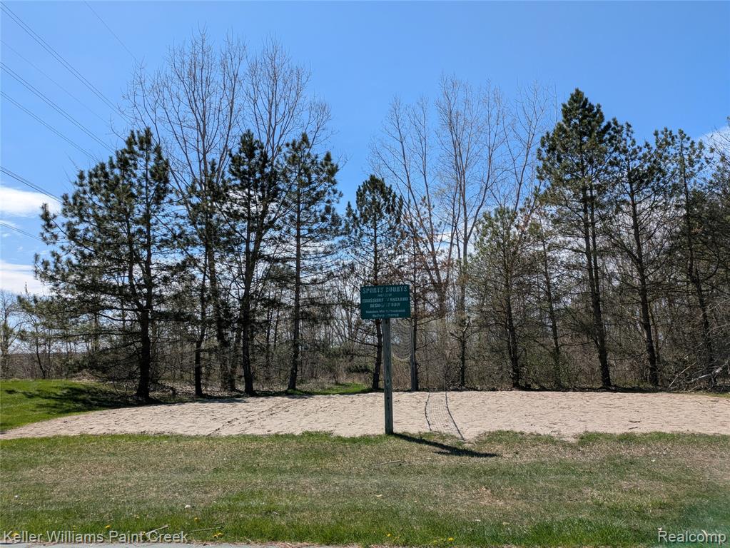 3692 Sunnyside Court, Rochester, MI 48306 — Photo 25