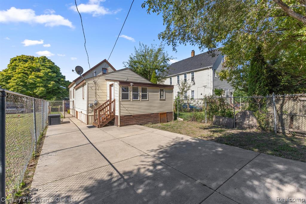 5658 Tarnow Street, Detroit, MI 48210 — Photo 24