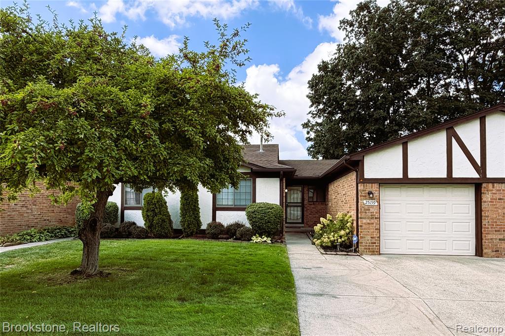 25159 Joanne Smith Drive, Warren, MI 48091