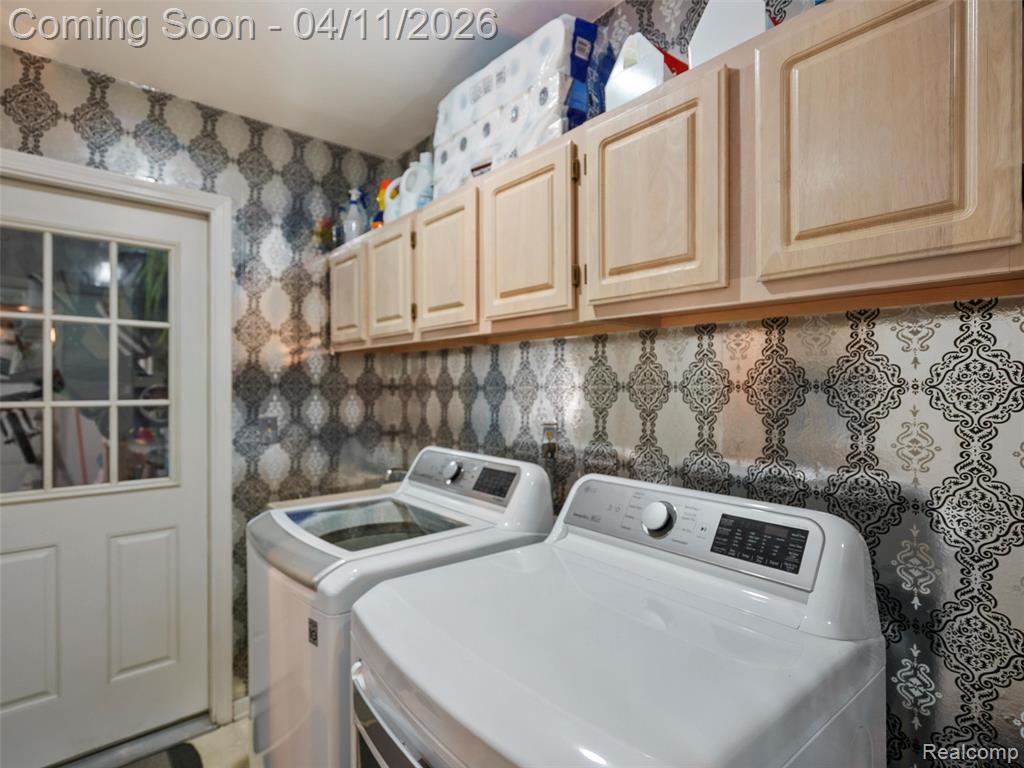 42881 Inverness Court, Northville, MI 48168 — Photo 27