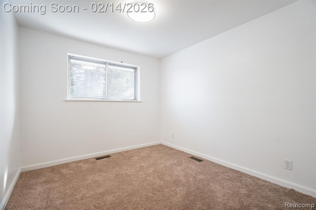 43201 Penny Drive, Sterling Heights, MI 48314 — Photo 19