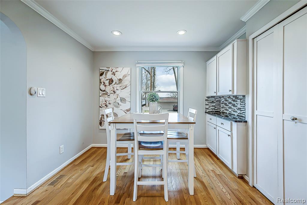 11834 Eriksen Drive, Pinckney, MI 48169 — Photo 13