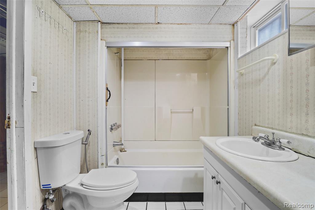 5003 Maple Street, Dearborn, MI 48126 — Photo 28