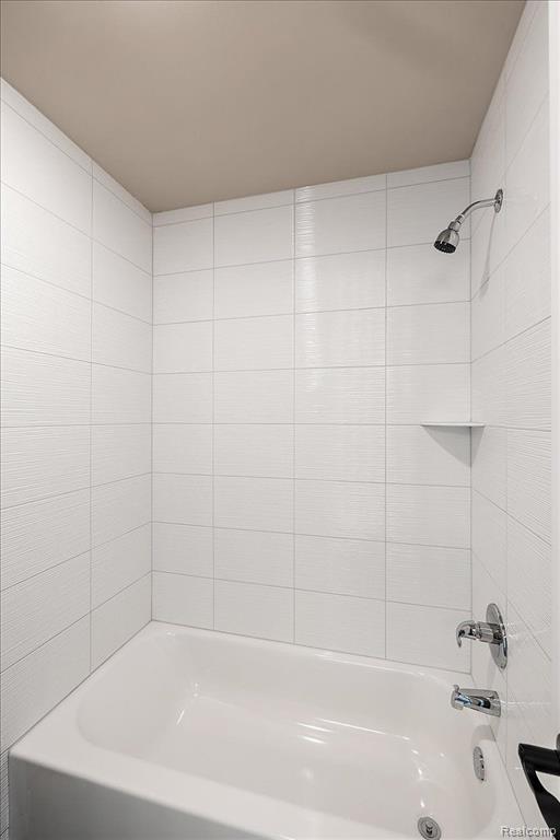 45166 TWIN RIVER Drive, Macomb, MI 48044 — Photo 56