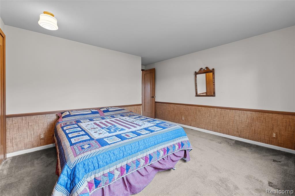 897 Augusta Drive, Rochester Hills, MI 48309 — Photo 42