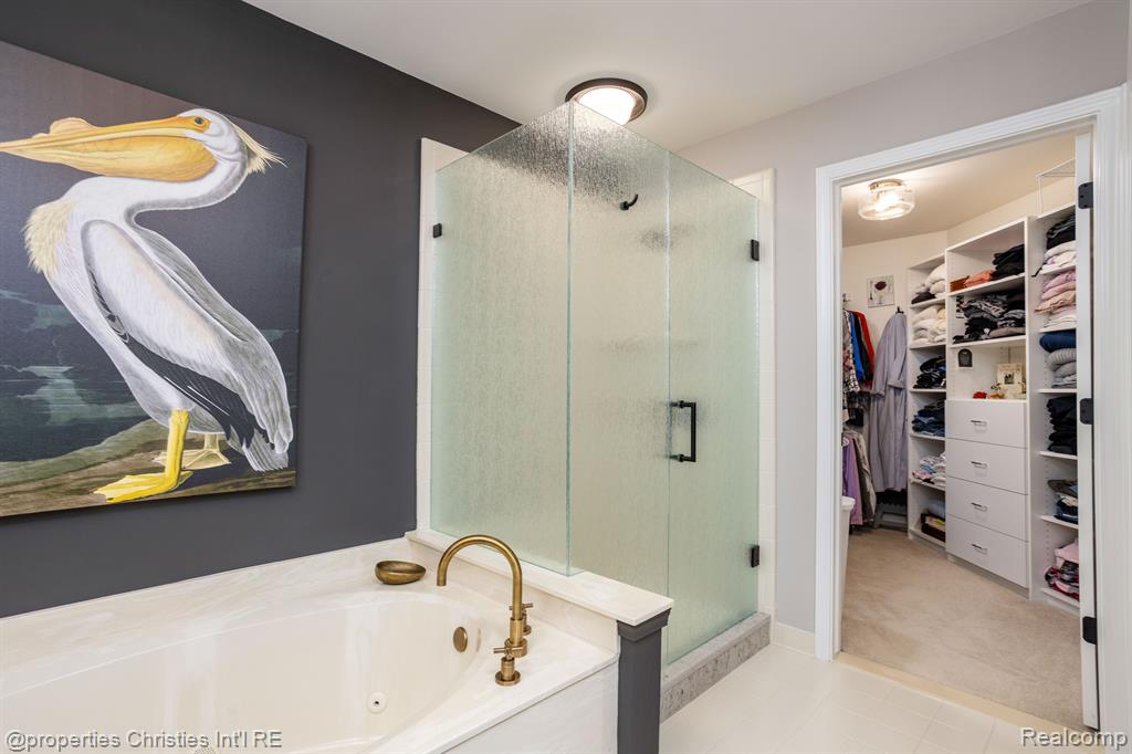 39514 Edgewater Dr, Northville, MI 48168 — Photo 26