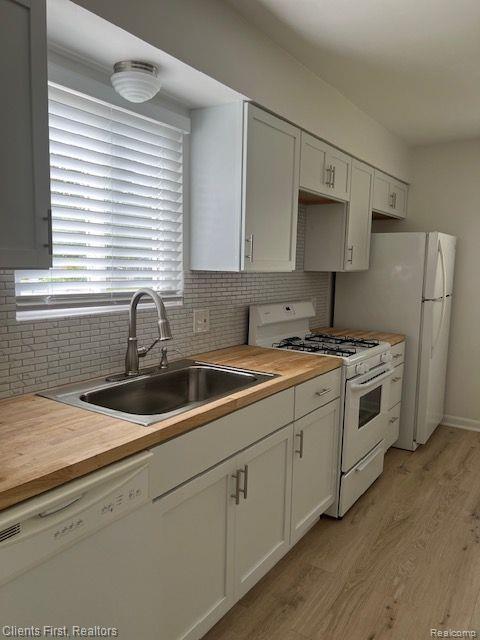 225 DEVONSHIRE Street, Ypsilanti, MI 48198 — Photo 28