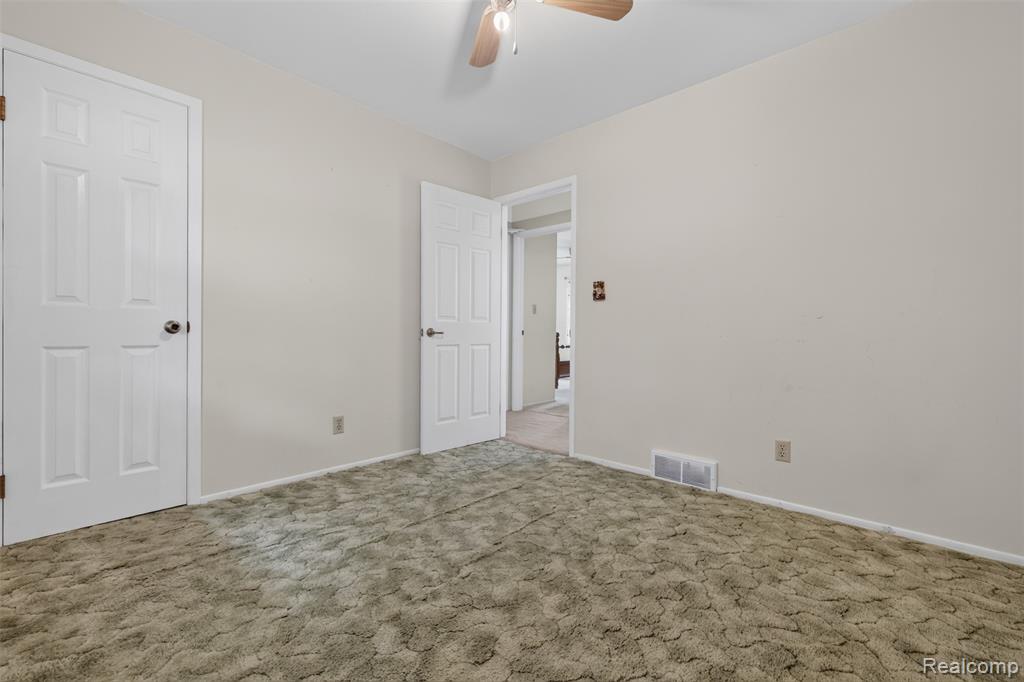 4675 Diehl Road, Metamora, MI 48455 — Photo 20