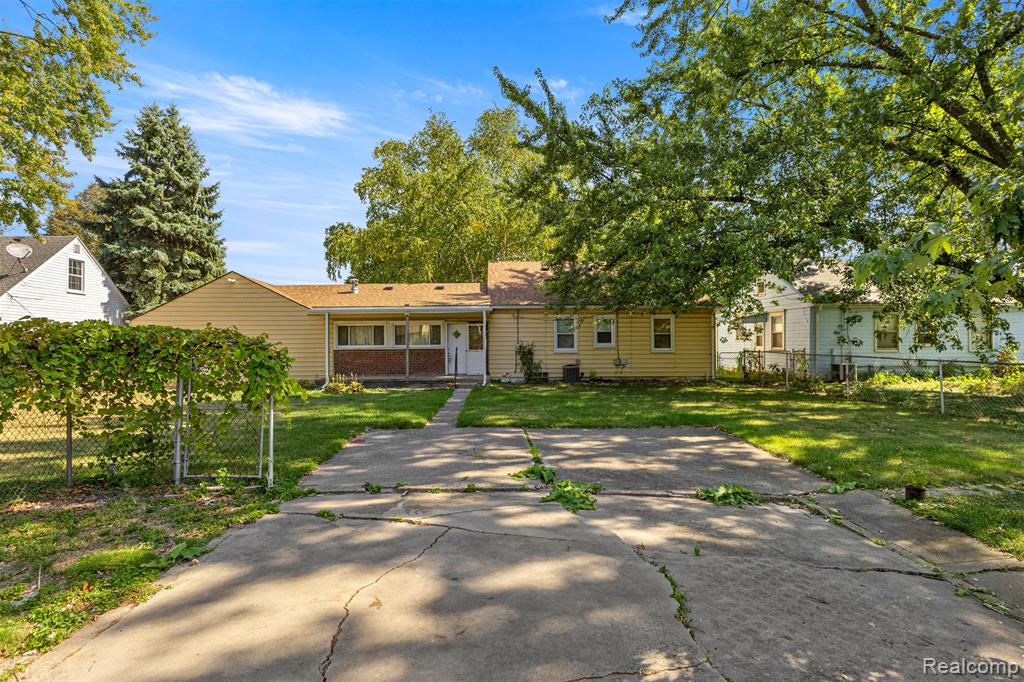 6810 Robinson Avenue, Allen Park, MI 48101 — Photo 27