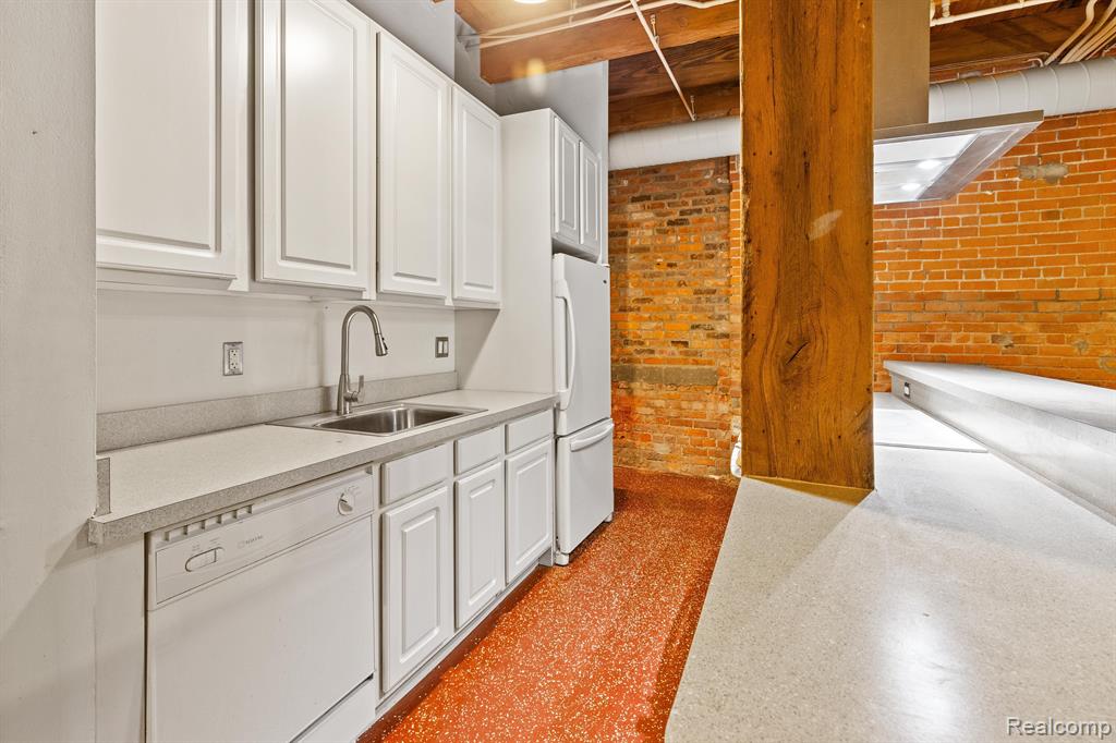 6533 E Jefferson Avenue, 3 (apt 113), Detroit, MI 48207 — Photo 9