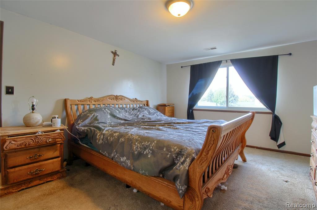42272 Beechwood Court Court, Canton, MI 48188 — Photo 11