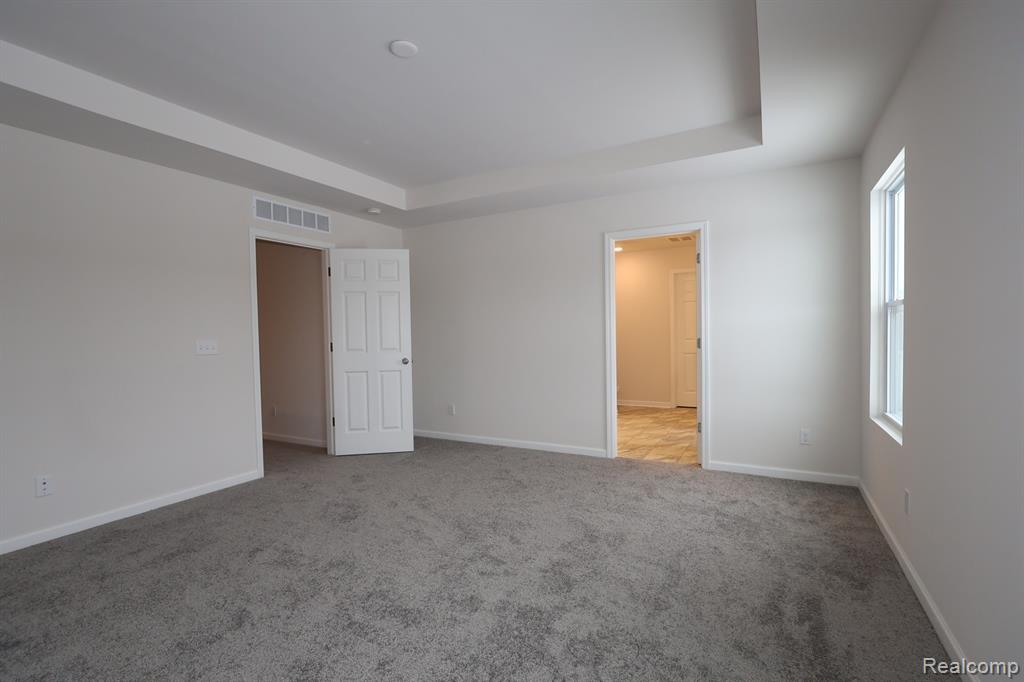 54854 Heron Circle, New Baltimore, MI 48047 — Photo 14