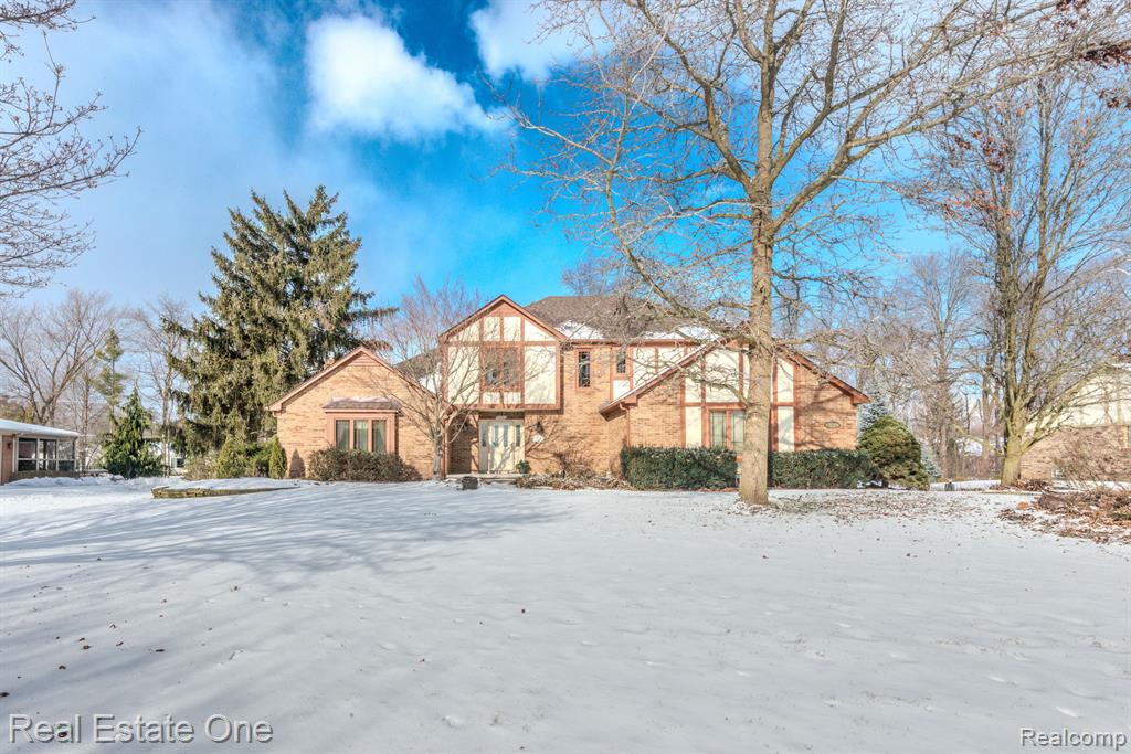 41344 Beacon Road, Novi, MI — Photo 2