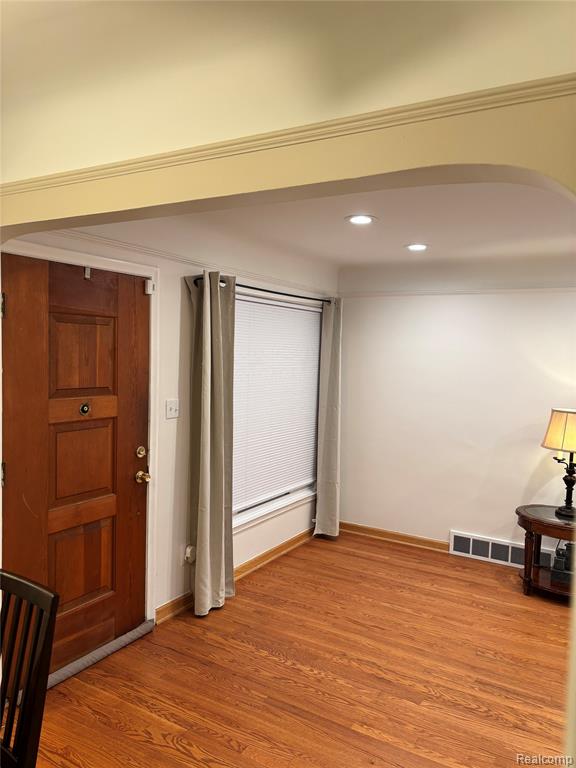 9990 Appleton, Redford, MI 48239 — Photo 7