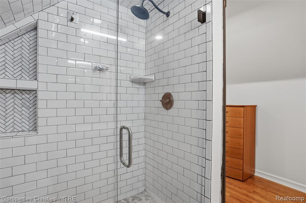 4602 Groveland Avenue, Royal Oak, MI 48073 — Photo 28