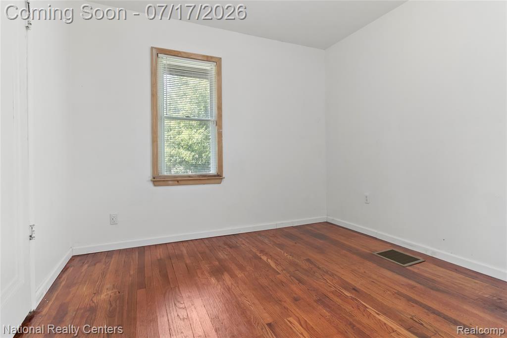 9281 Boleyn Street, Detroit, MI 48224 — Photo 17
