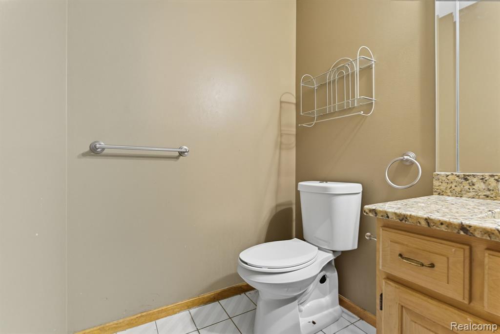 41825 Alden Drive, Clinton Twp, MI 48038 — Photo 16