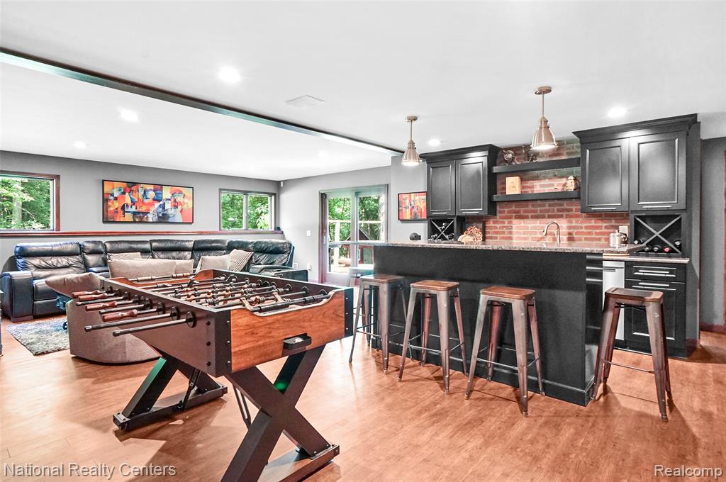 11500 Lisa Lori Lane, South Lyon, MI 48178 — Photo 63