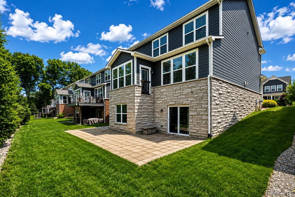 31065 Tremont Lane, Franklin, MI 48025 — Photo 2