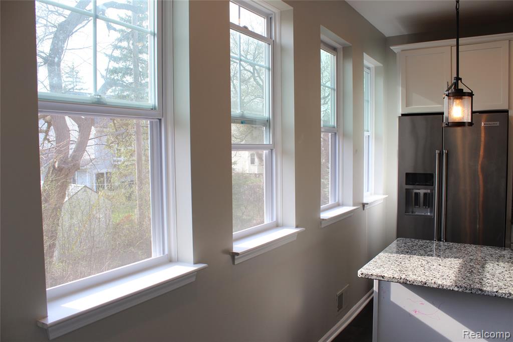 5911 PICALL Drive, Troy, MI 48098 — Photo 5