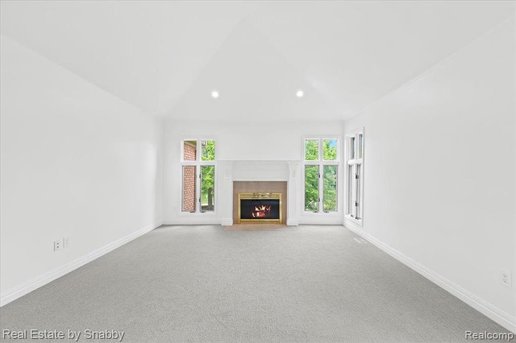 4096 Oak Tree Circle, Rochester, MI 48306 — Photo 28