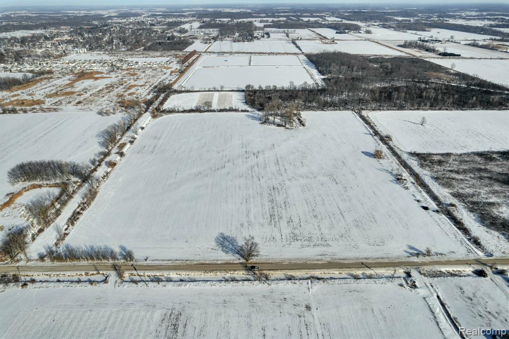 VL E. DONALD Donald Road, Capac, MI 48014 — Photo 4