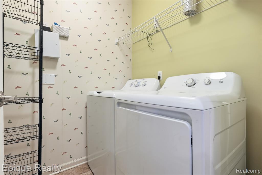 3212 Paradise Trail, Oxford, MI 48371 — Photo 17