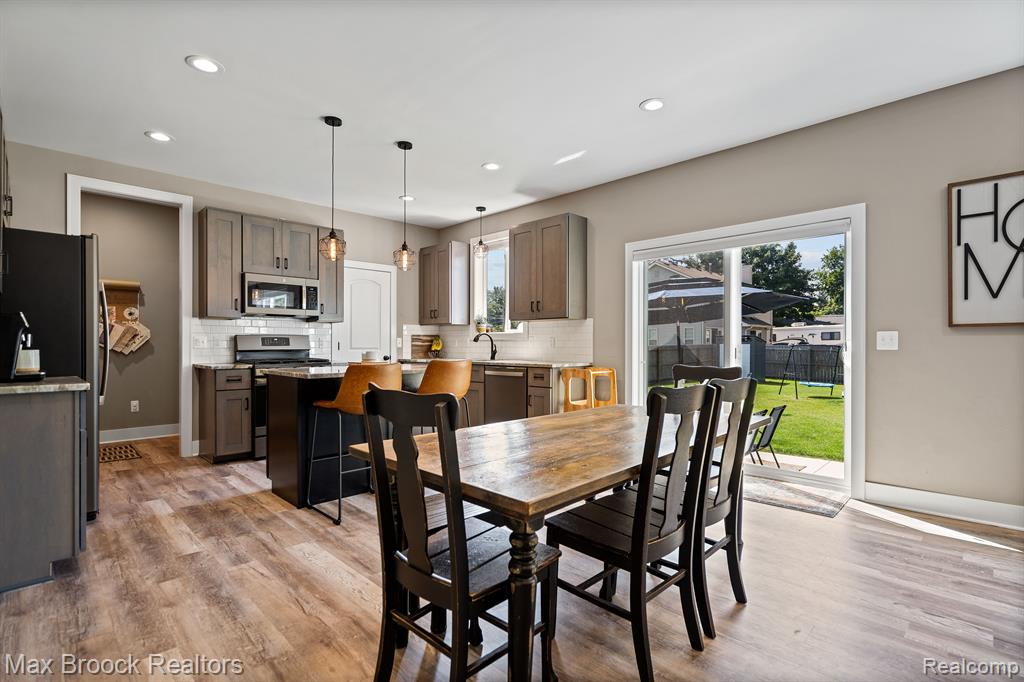 217 CLINTON Street, Romeo, MI 48065 — Photo 15