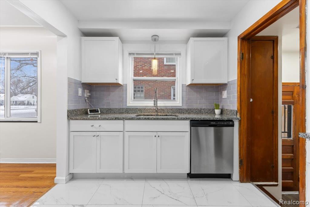 2339 E Outer Drive, Detroit, MI 48234 — Photo 11
