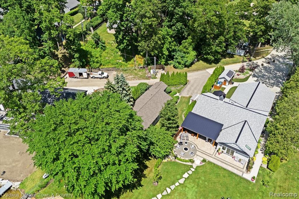 584 Black Oaks Trail, Howell, MI 48843 — Photo 39