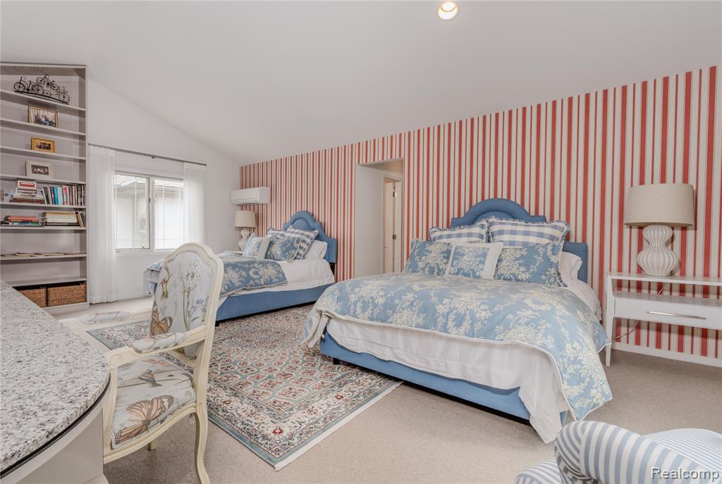 4054 Cranbrook Court, Bloomfield Hills, MI 48301 — Photo 28