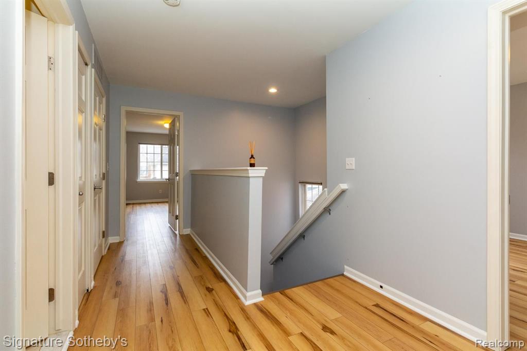521 James Circle, Royal Oak, MI 48067 — Photo 28