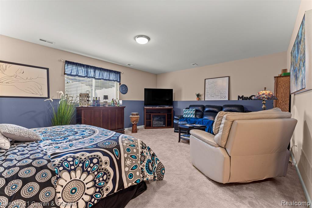 3633 Richmond St, Waterford, MI 48328 — Photo 14