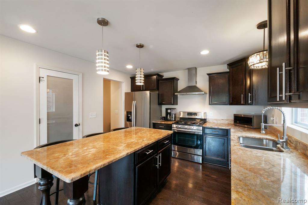 2495 Knollwood Drive, Canton, MI 48188 — Photo 28