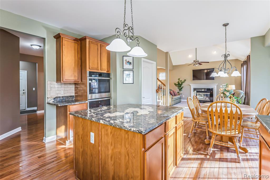49776 Parkside Drive, Northville, MI 48168 — Photo 8