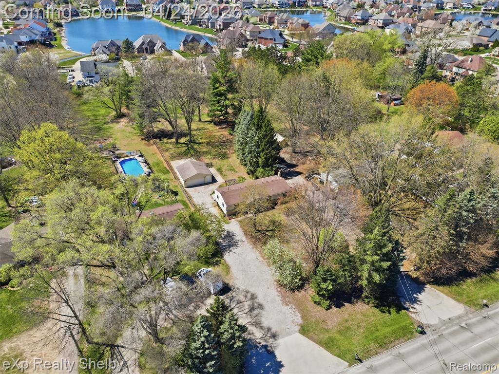 49301 Schoenherr Road, Shelby Twp, MI 48315 — Photo 46