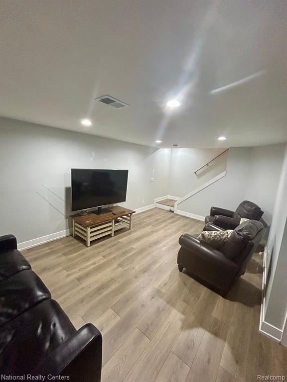 38887 Country Circle, Farmington Hills, MI 48331 — Photo 25
