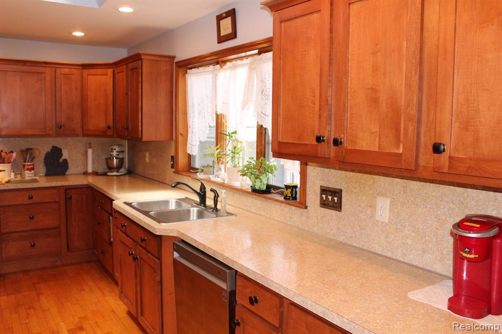 9307 MCAFEE Road, Montrose, MI 48457 — Photo 12