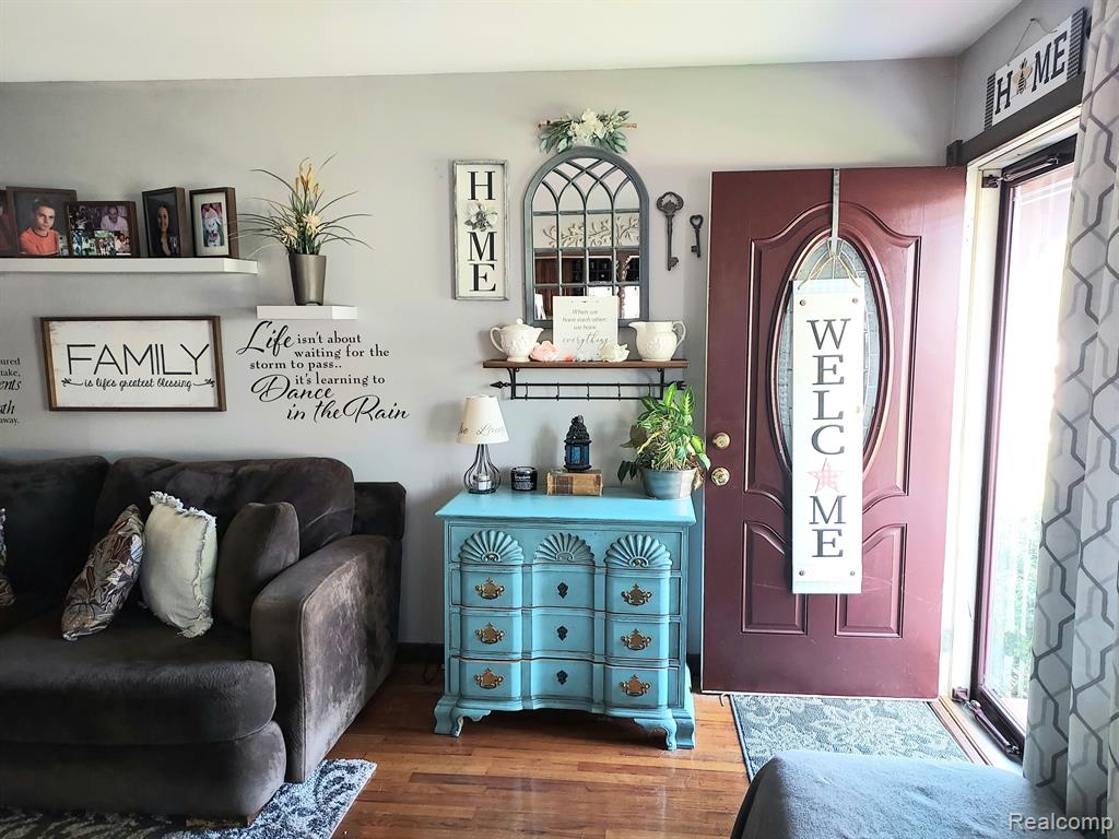 5667 LATHERS Street, Garden City, MI — Photo 6