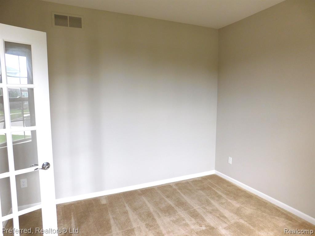 50316 AMBERWOOD Road, Canton, MI 48188 — Photo 18