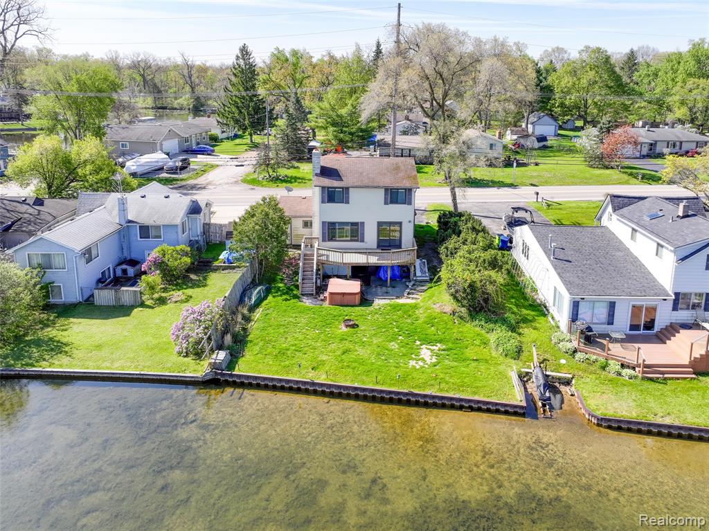 10094 Elizabeth Lake Road, White Lake, MI — Photo 38