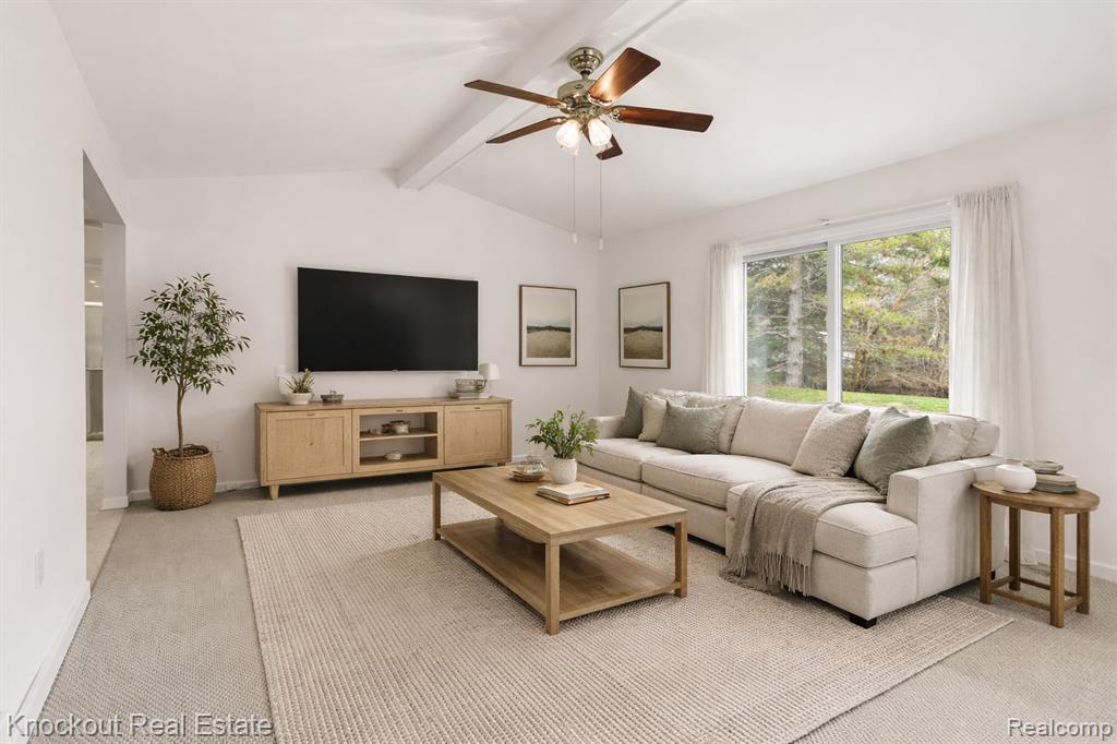 2 Wilshire Drive, Frankenmuth, MI 48734 — Photo 12