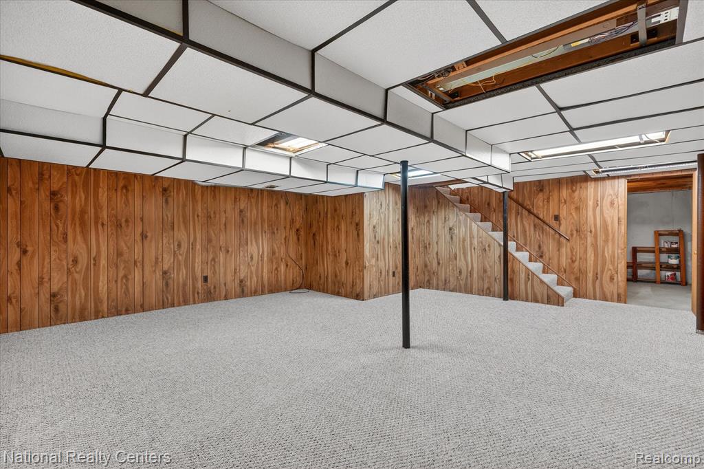 24825 Olde Orchard Street, Novi, MI — Photo 22