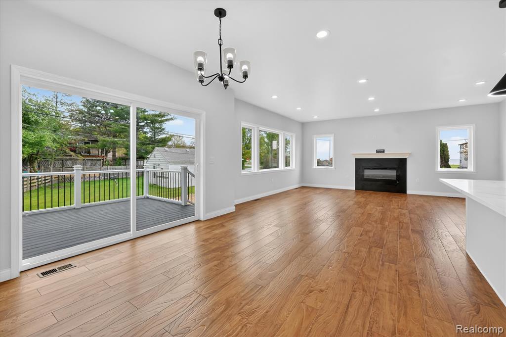 37235 Jefferson Avenue, Harrison Township, MI — Photo 15